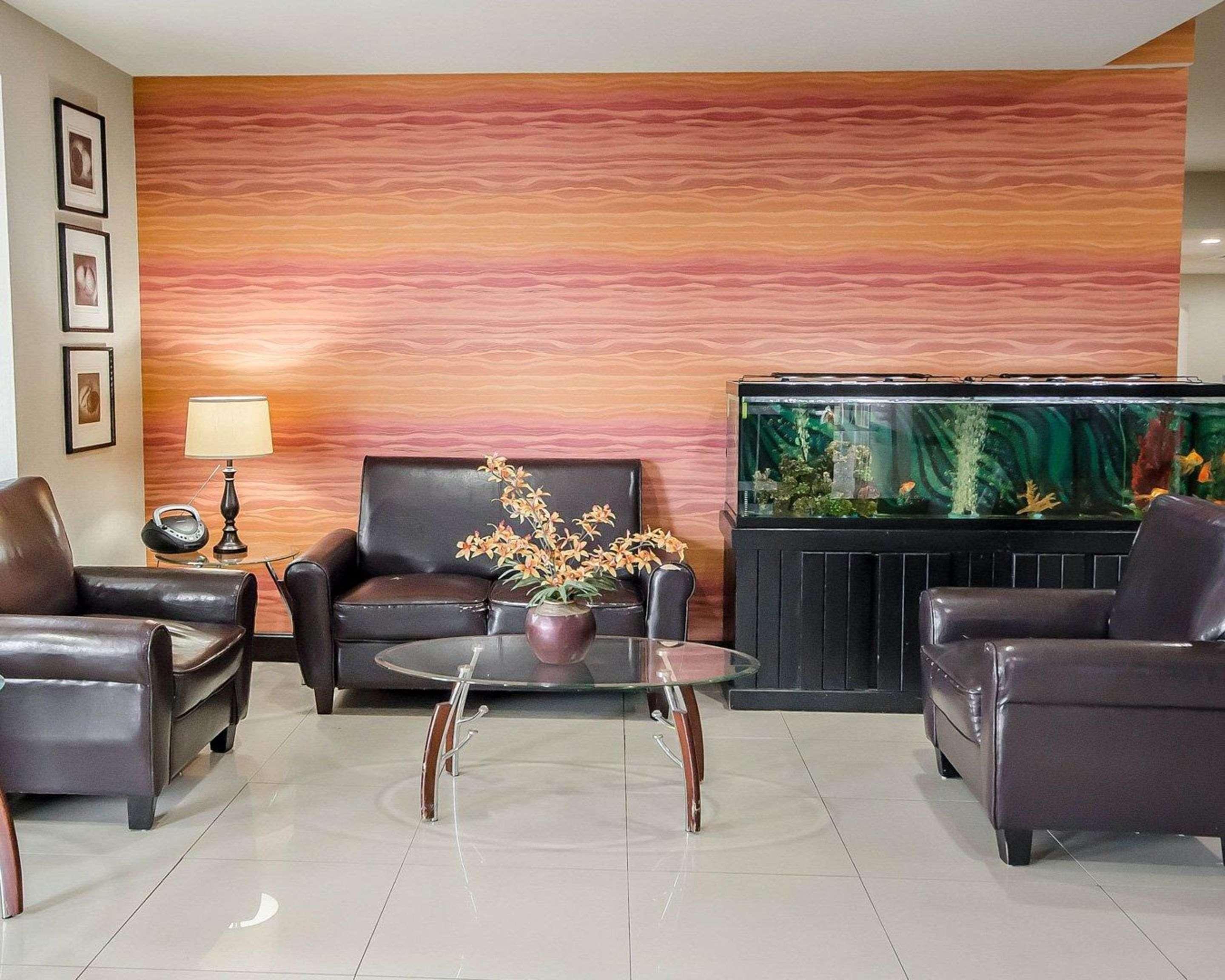 Surestay Plus By Best Western Corydon Bagian luar foto