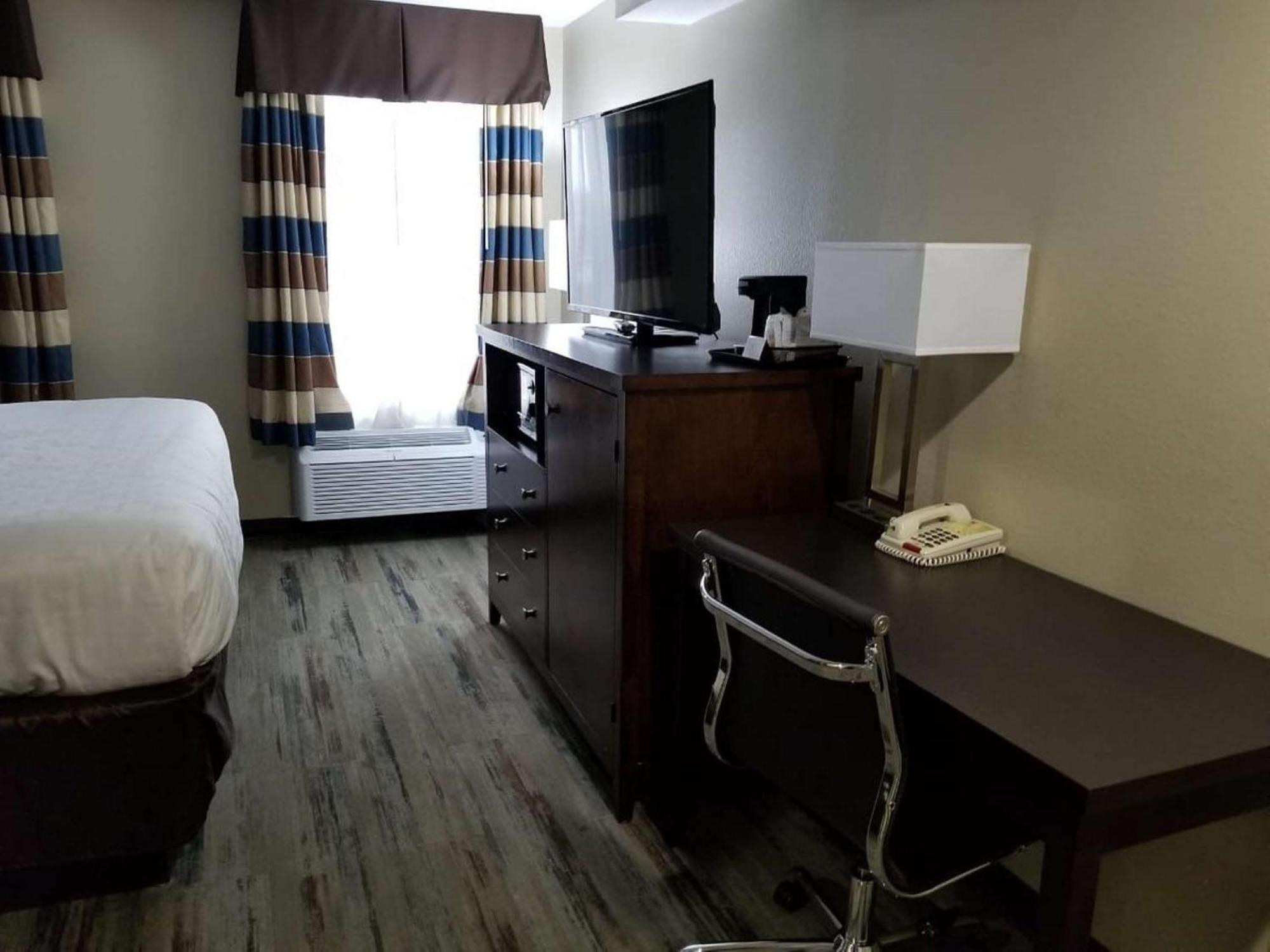 Surestay Plus By Best Western Corydon Bagian luar foto