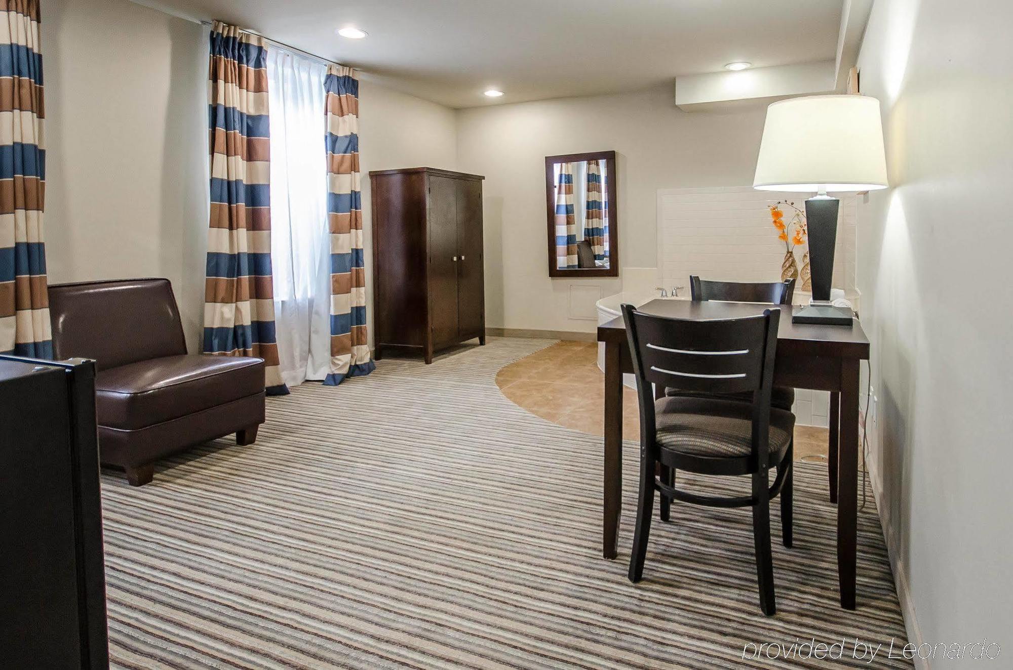 Surestay Plus By Best Western Corydon Bagian luar foto